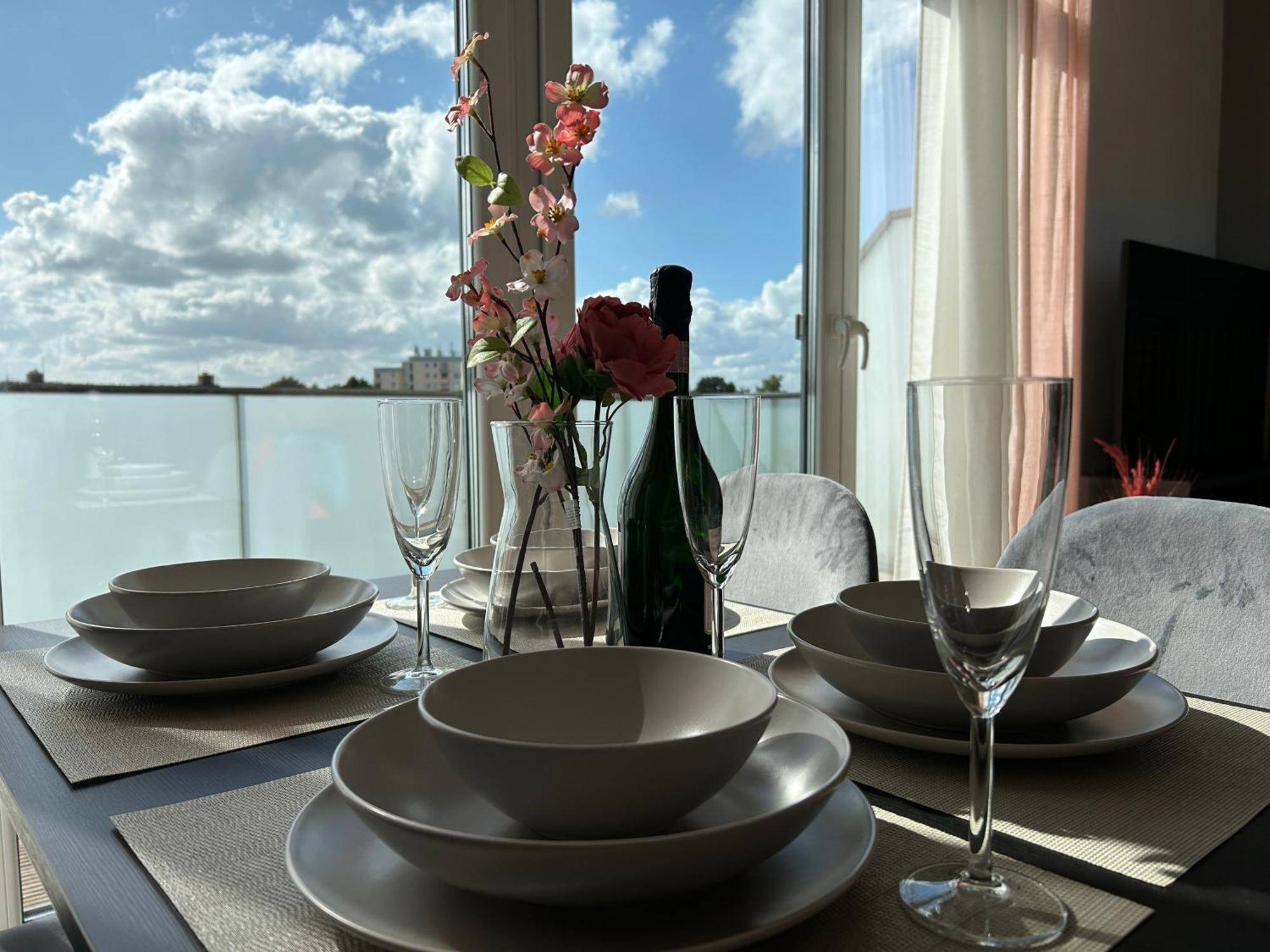 Micasa Ol - Modernes Penthouse - Stellplatz - Kueche - Wlan - Dachterrasse Apartamento Oldemburgo Exterior foto